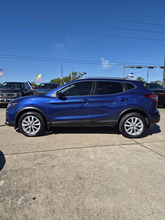 Photo 8 of this NISSAN ROGUE SPORT