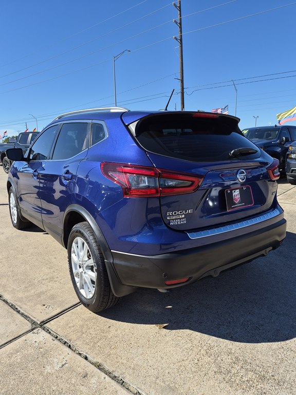 Photo 7 of this NISSAN ROGUE SPORT
