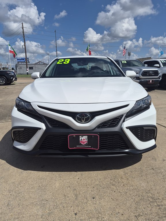 Photo 2 of this TOYOTA CAMRY