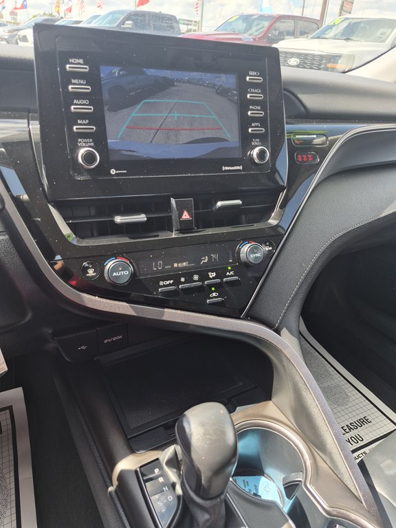 Photo 14 of this TOYOTA CAMRY
