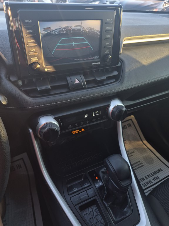 Photo 14 of this TOYOTA RAV4