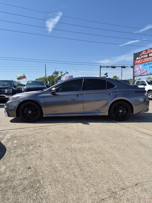 Photo 8 of this TOYOTA CAMRY