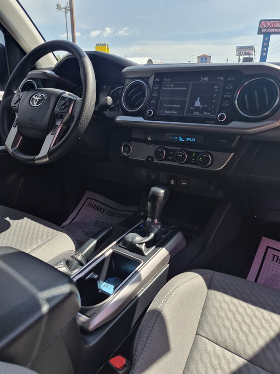 Photo 13 of this TOYOTA TACOMA