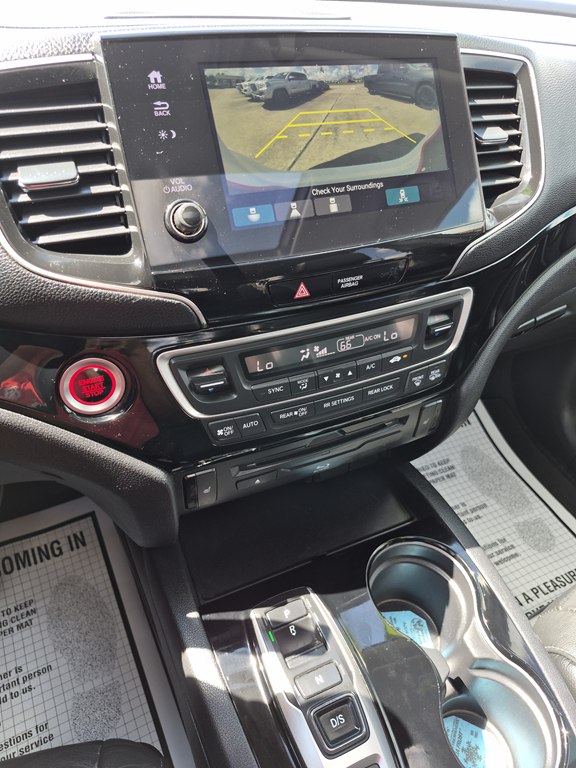 Photo 17 of this HONDA PILOT