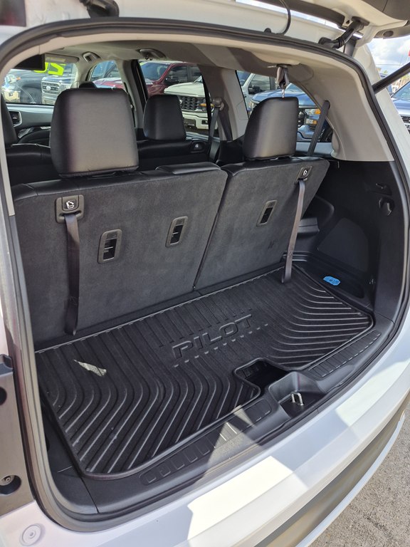 Photo 21 of this HONDA PILOT