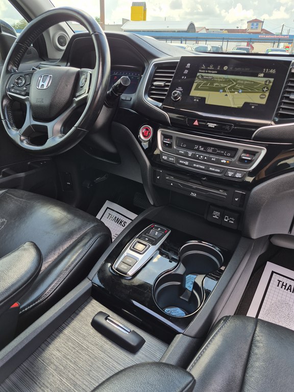 Photo 16 of this HONDA PILOT