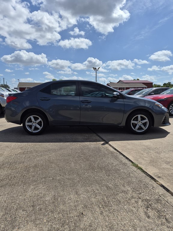Photo 4 of this TOYOTA COROLLA