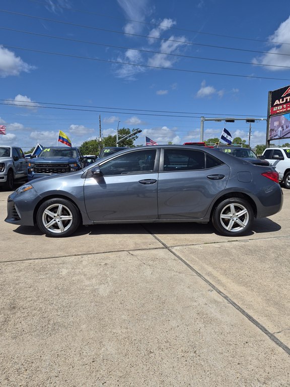 Photo 8 of this TOYOTA COROLLA