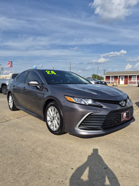 Photo 3 of this TOYOTA CAMRY
