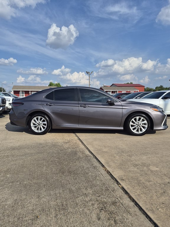 Photo 4 of this TOYOTA CAMRY