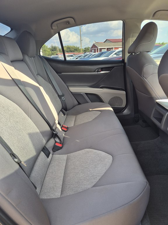 Photo 12 of this TOYOTA CAMRY