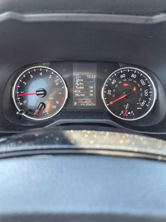 Photo 15 of this TOYOTA RAV4