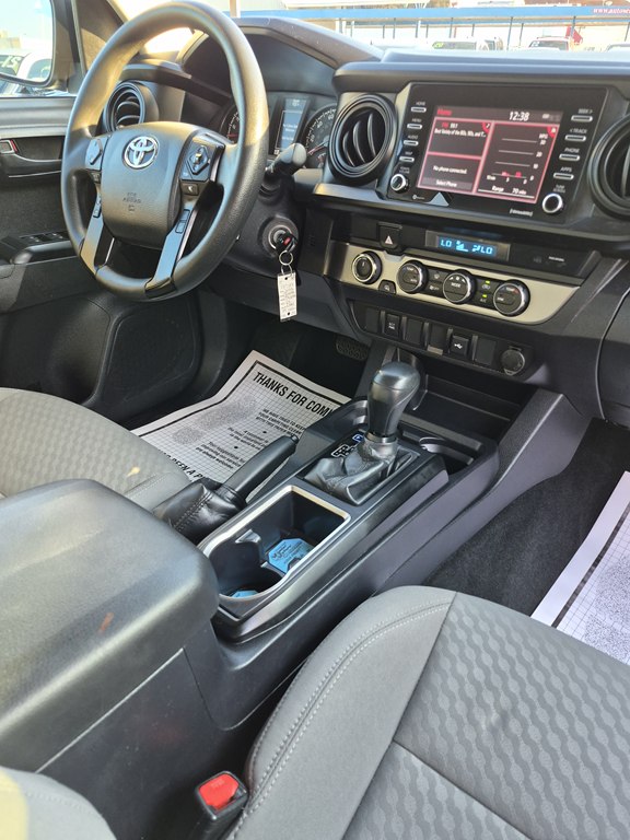 Photo 13 of this TOYOTA TACOMA