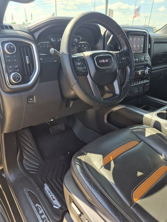 Photo 16 of this GMC SIERRA