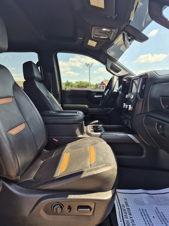 Photo 11 of this GMC SIERRA