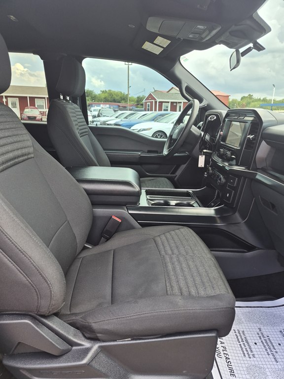 Photo 11 of this FORD F150