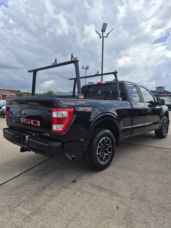 Photo 5 of this FORD F150