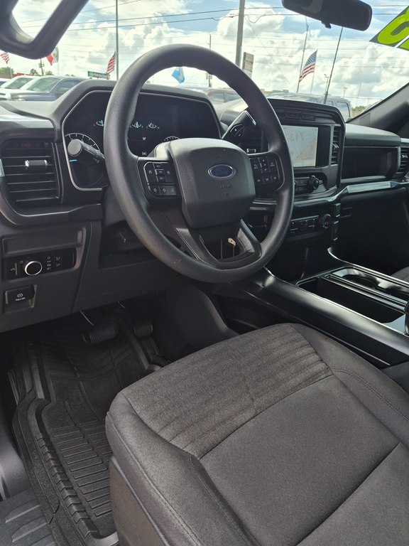 Photo 16 of this FORD F150
