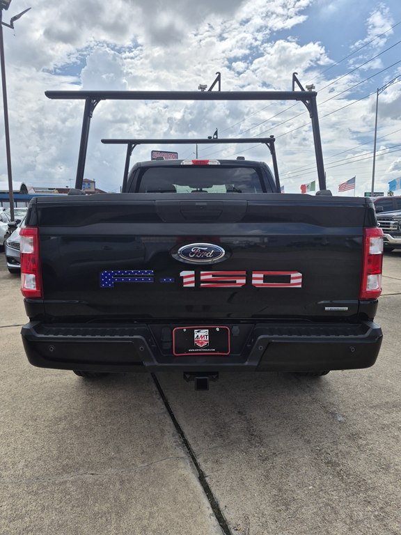 Photo 6 of this FORD F150