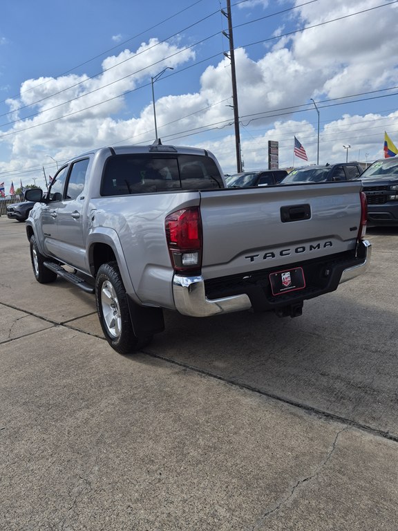 Photo 7 of this TOYOTA TACOMA