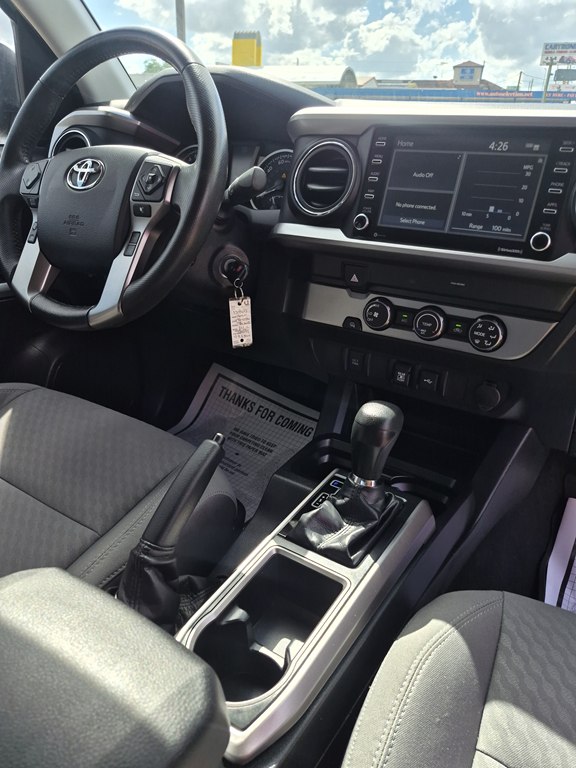 Photo 13 of this TOYOTA TACOMA