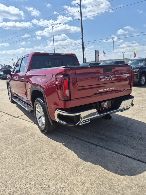 Photo 7 of this GMC SIERRA