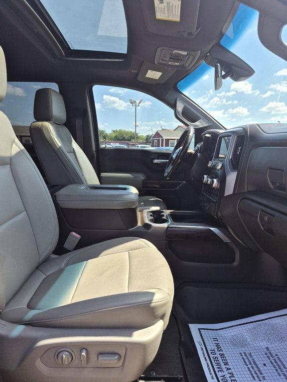 Photo 11 of this GMC SIERRA