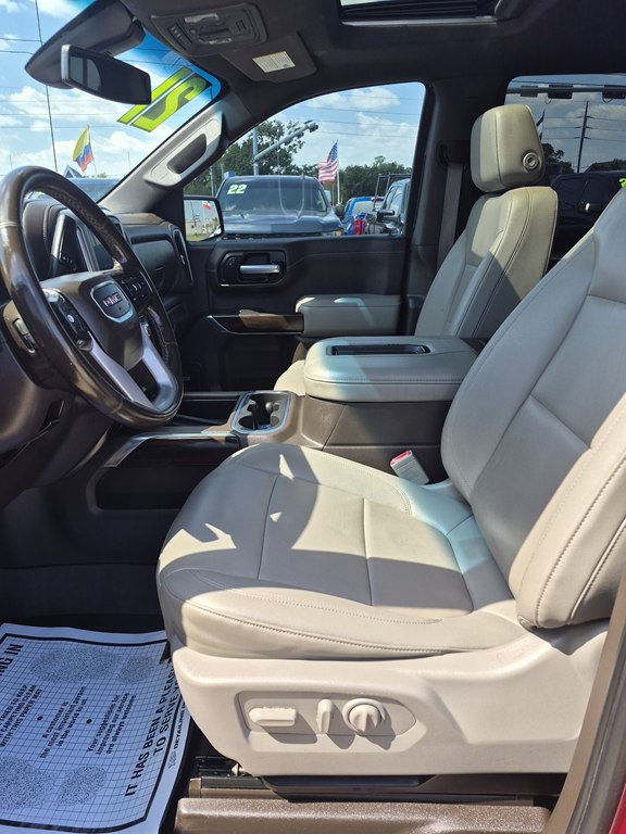 Photo 9 of this GMC SIERRA
