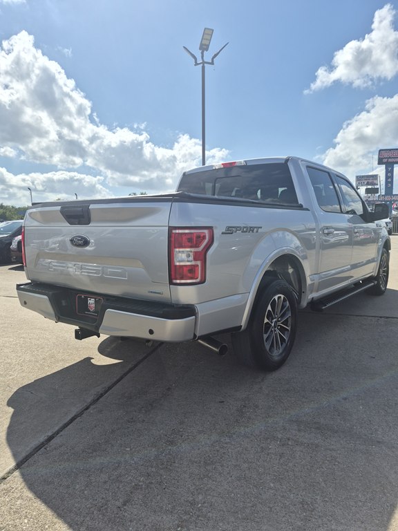 Photo 5 of this FORD F150
