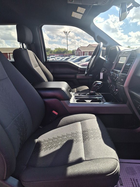 Photo 11 of this FORD F150