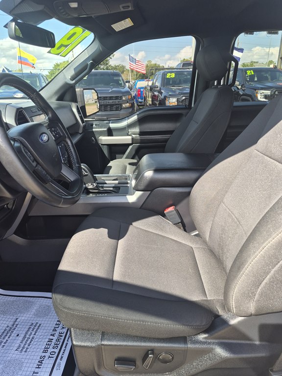 Photo 9 of this FORD F150