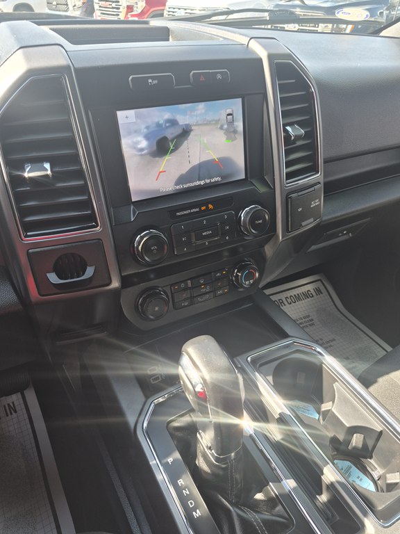 Photo 14 of this FORD F150