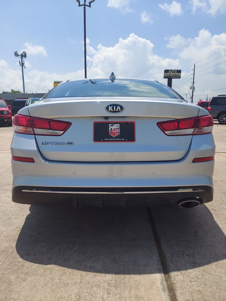 Photo 6 of this KIA OPTIMA