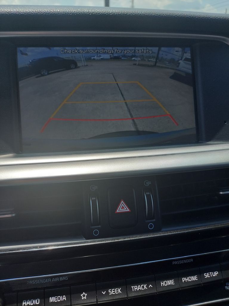 Photo 14 of this KIA OPTIMA