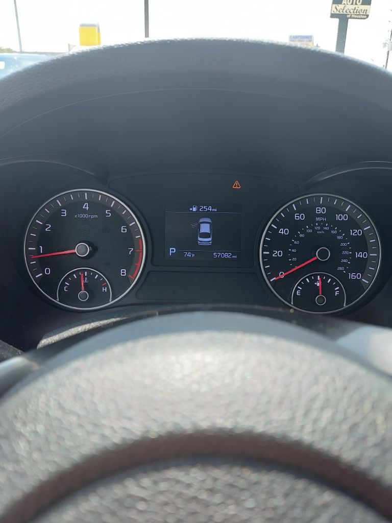 Photo 15 of this KIA OPTIMA