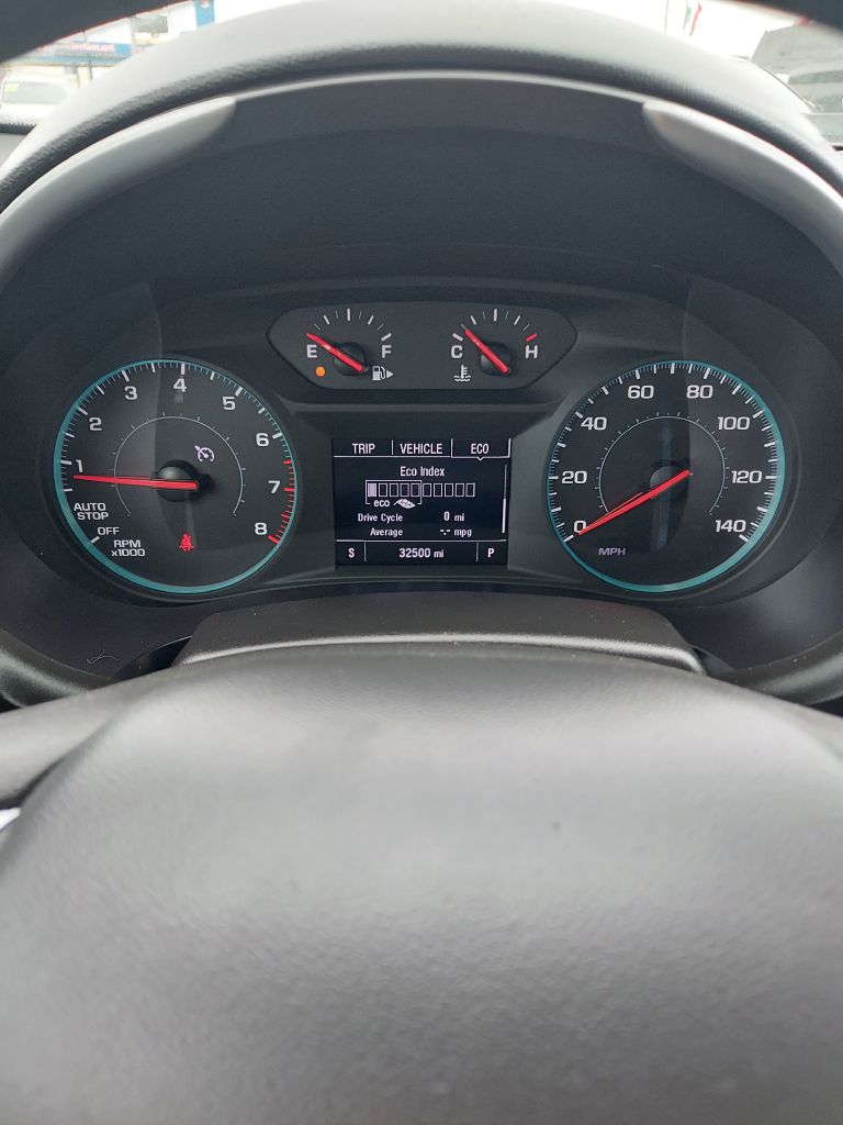 Photo 15 of this CHEVROLET MALIBU