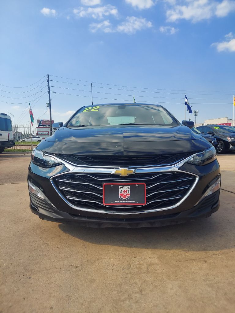 Photo 2 of this CHEVROLET MALIBU