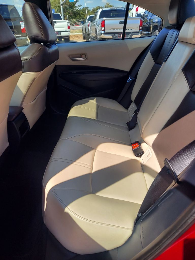Photo 10 of this TOYOTA COROLLA