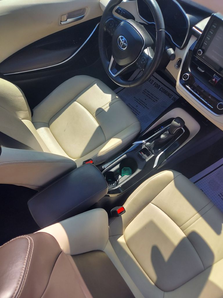 Photo 14 of this TOYOTA COROLLA