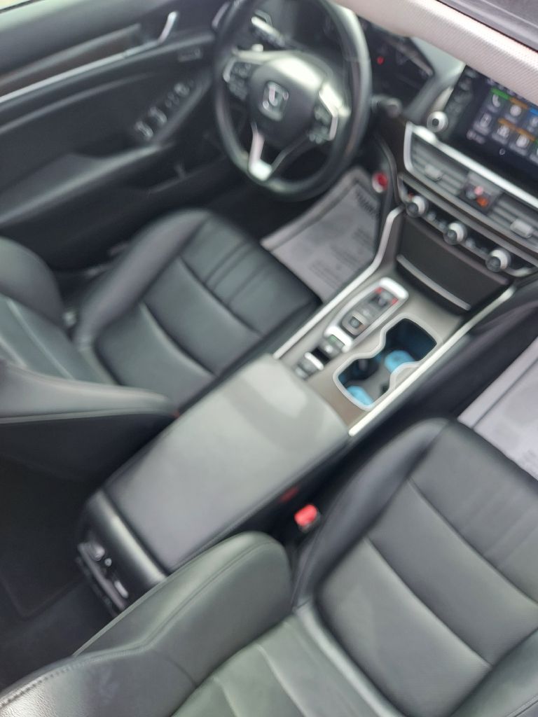 Photo 13 of this HONDA ACCORD