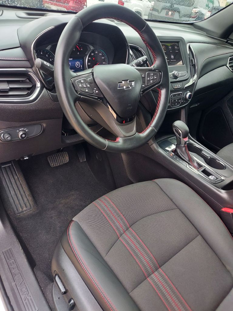 Photo 16 of this CHEVROLET EQUINOX