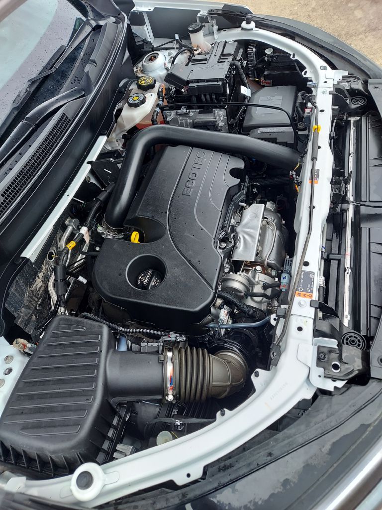 Photo 17 of this CHEVROLET EQUINOX