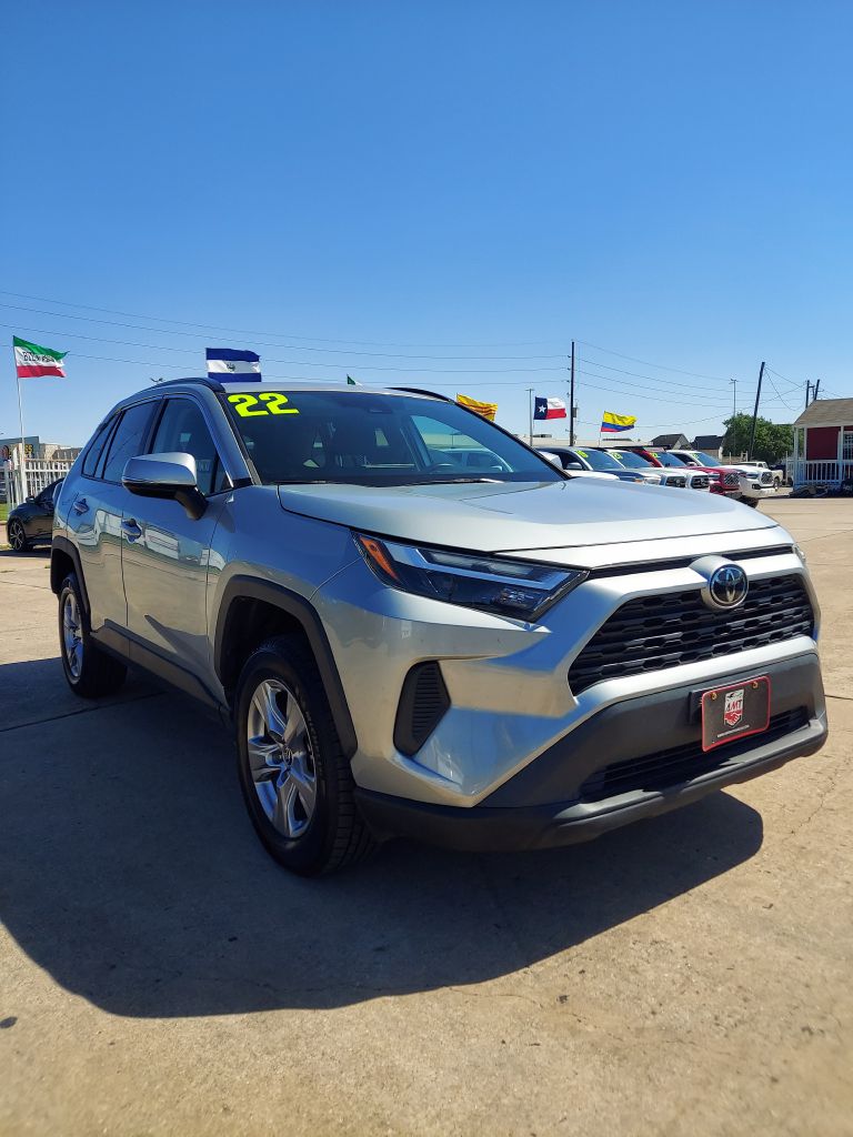 Photo 3 of this TOYOTA RAV4