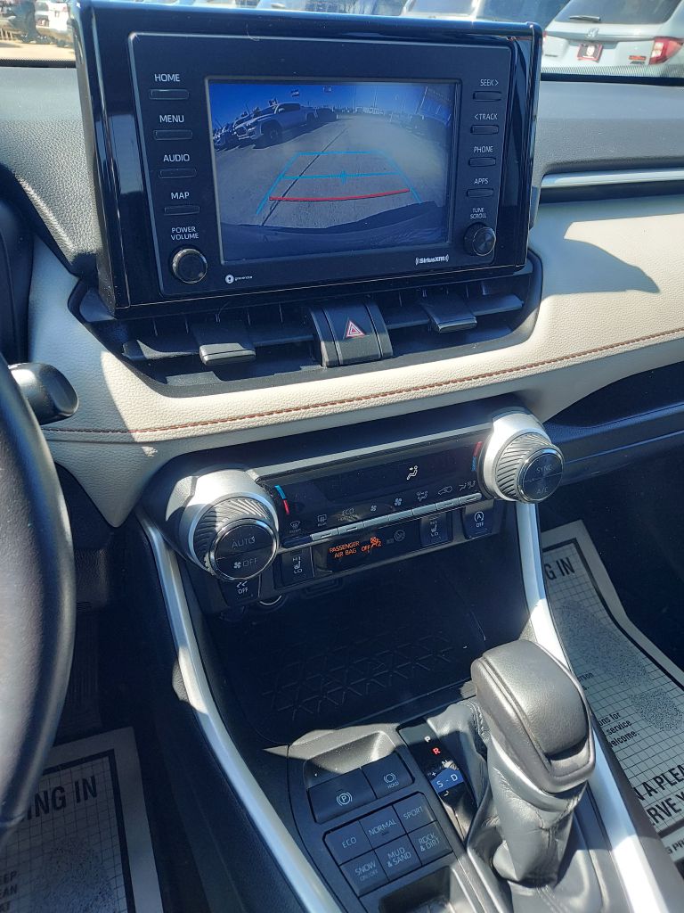 Photo 15 of this TOYOTA RAV4