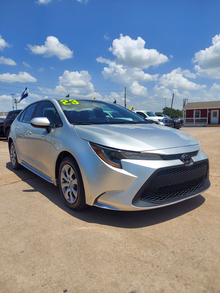 Photo 3 of this TOYOTA COROLLA