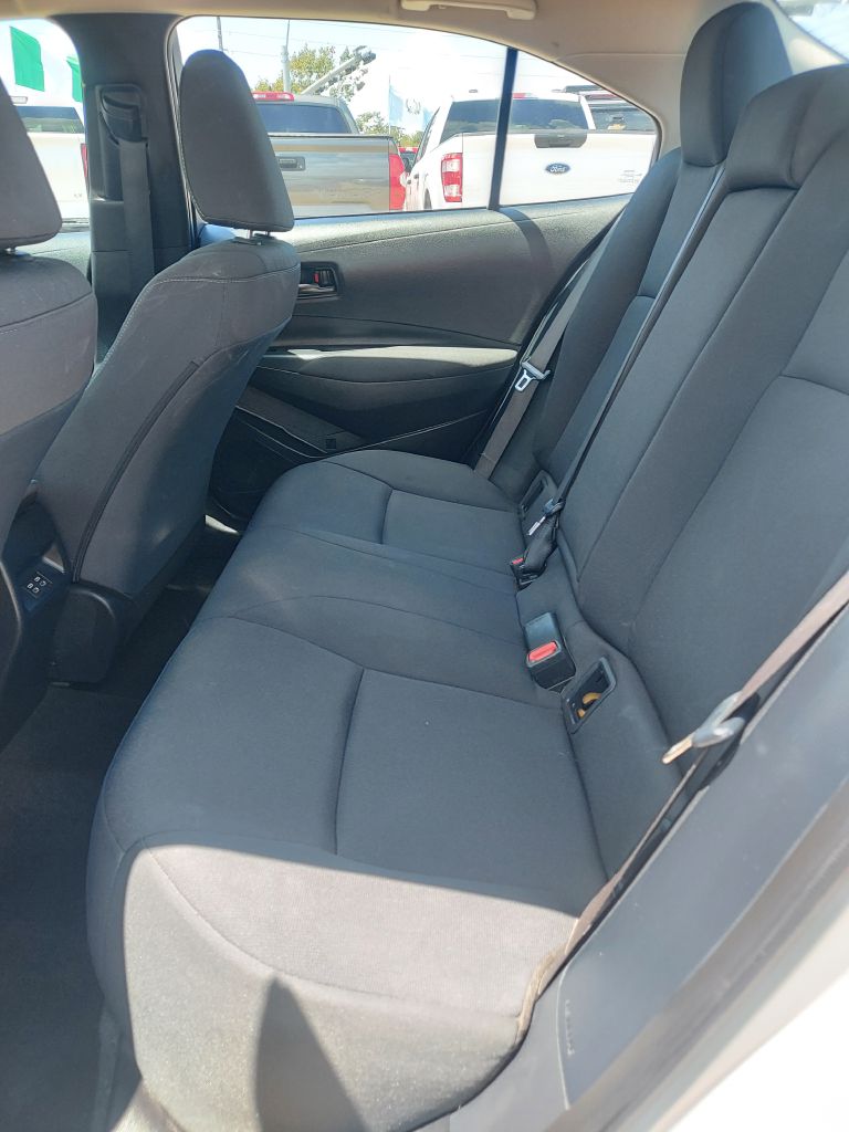 Photo 10 of this TOYOTA COROLLA