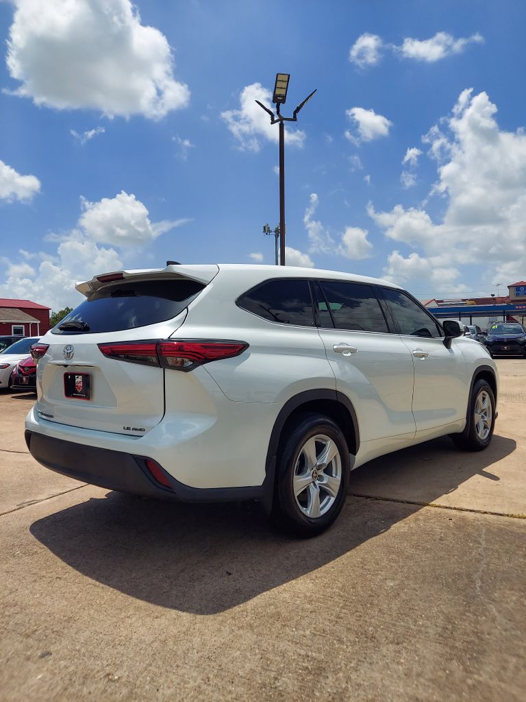 Photo 5 of this TOYOTA HIGHLANDER