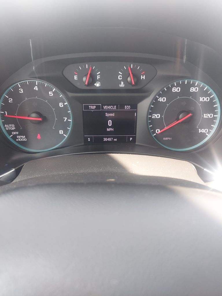 Photo 15 of this CHEVROLET EQUINOX