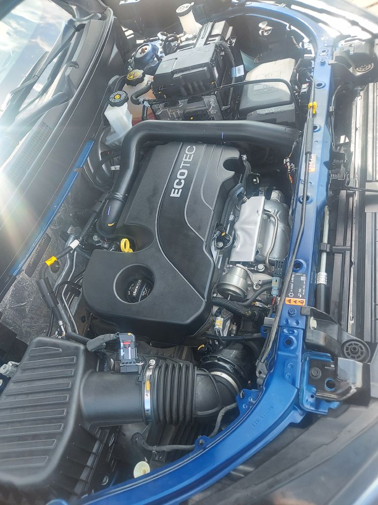 Photo 17 of this CHEVROLET EQUINOX