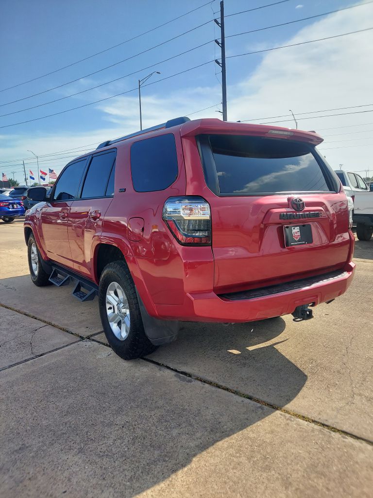 Photo 7 of this TOYOTA 4RUNNER